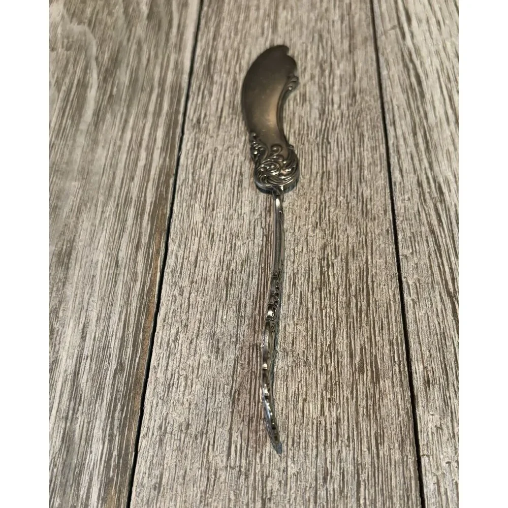 Holmes &‎ Edwards XIV Twisted Handle Master Butter Knife Spreader